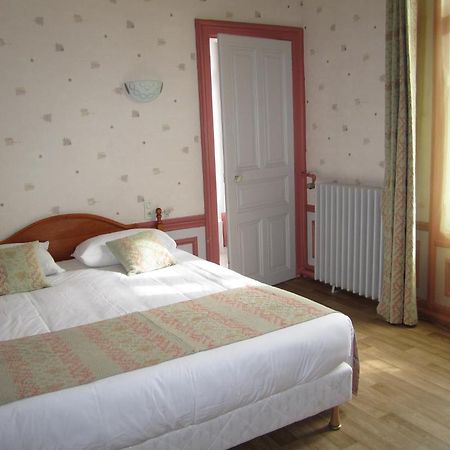 Hotel Arlequin Troyes Esterno foto