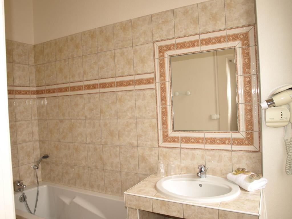 Hotel Arlequin Troyes Camera foto