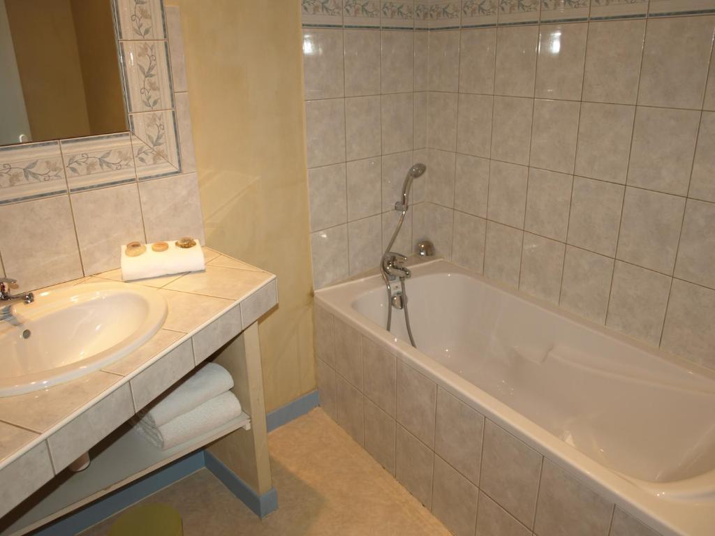 Hotel Arlequin Troyes Camera foto