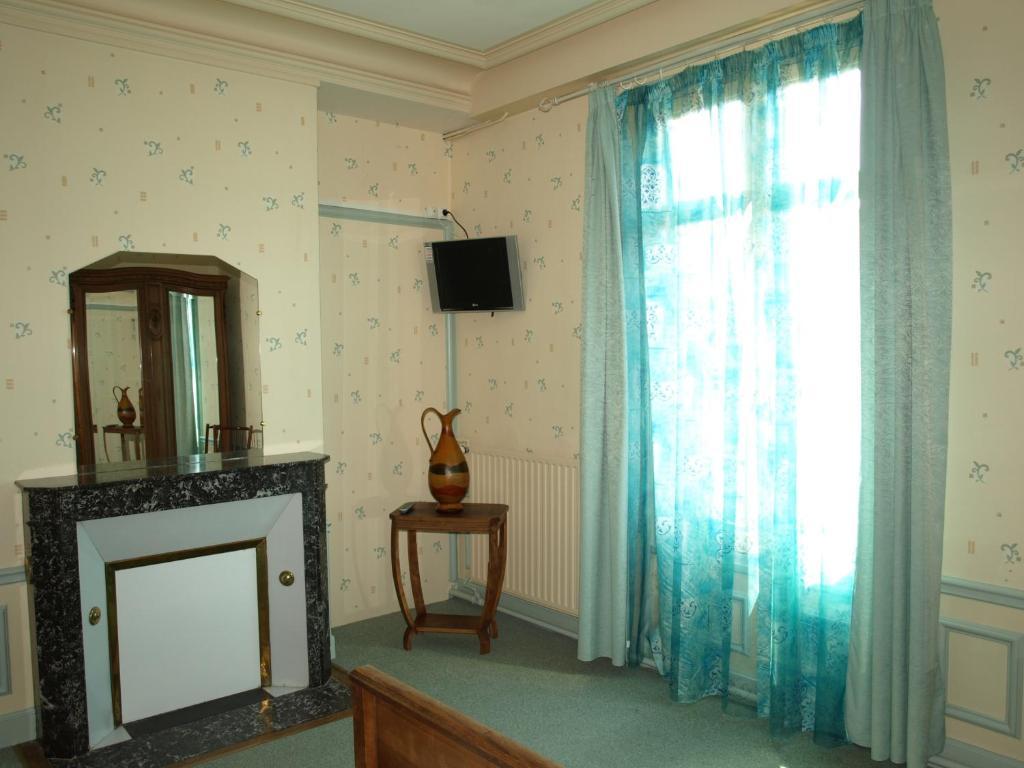 Hotel Arlequin Troyes Esterno foto