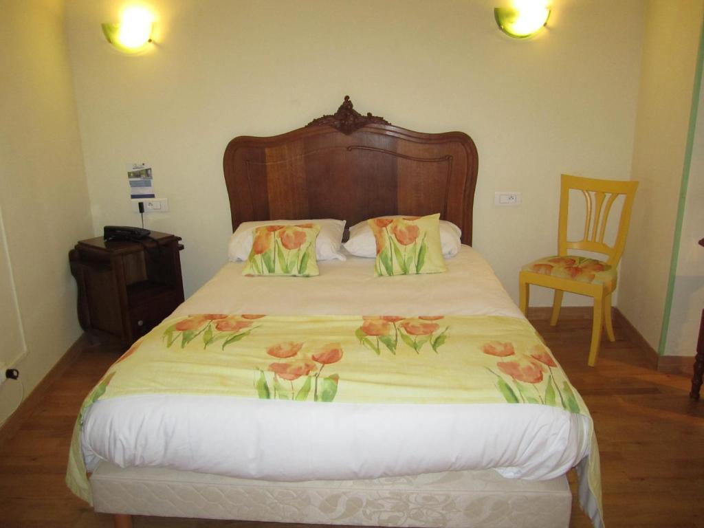 Hotel Arlequin Troyes Esterno foto